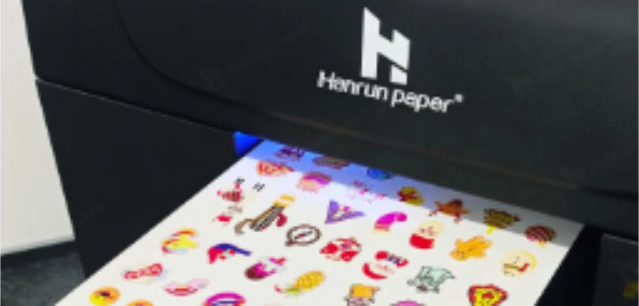 Evite fallas en la tinta UV: gu&iacute;a de cuidado diario y soluci&oacute;n de problemas