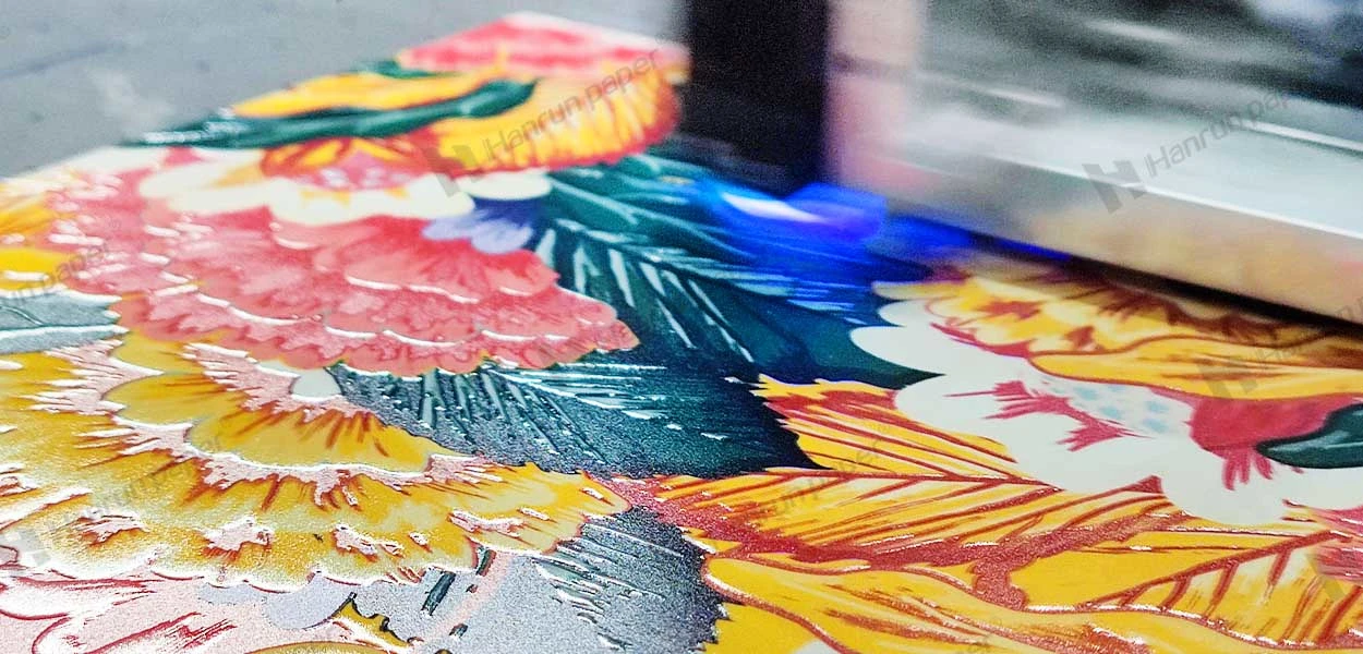 Cómo obtener una impresión UV texturizada